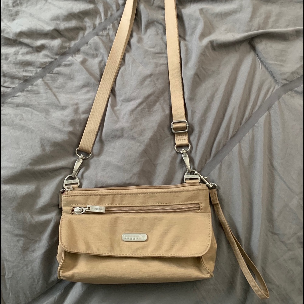 Baggallini purse